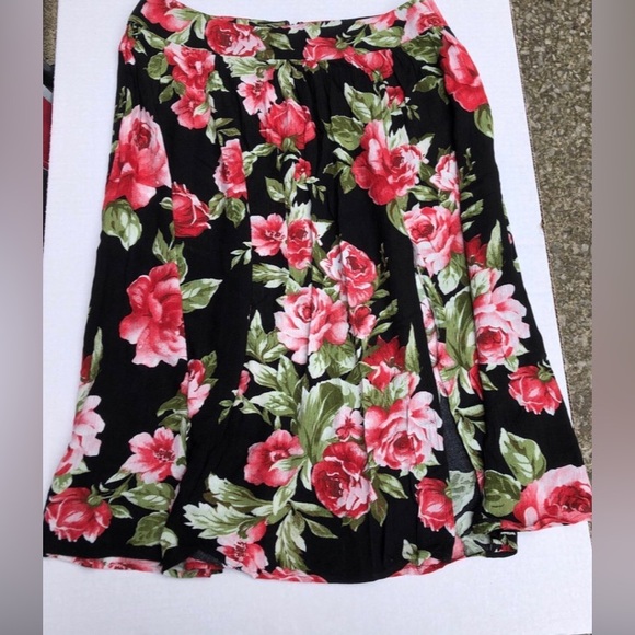 NWT floral skirt women’s large new maxi skirt - Picture 1 of 2